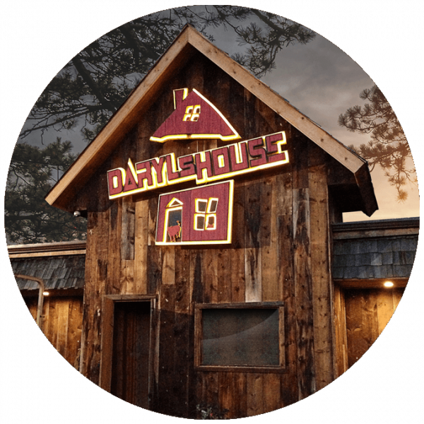 Daryl’s House Club